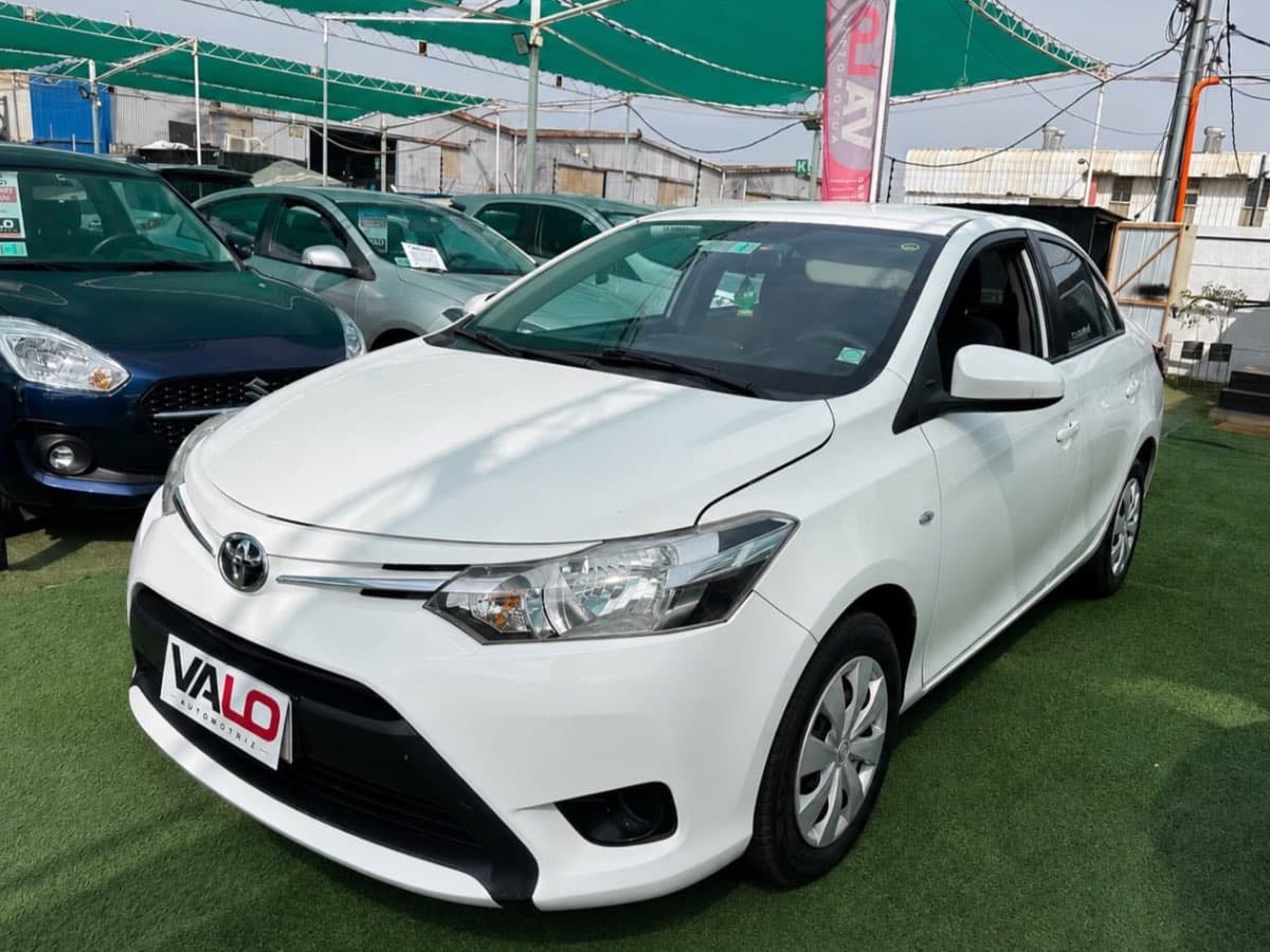 Toyota YARIS 2016 (1/13)
